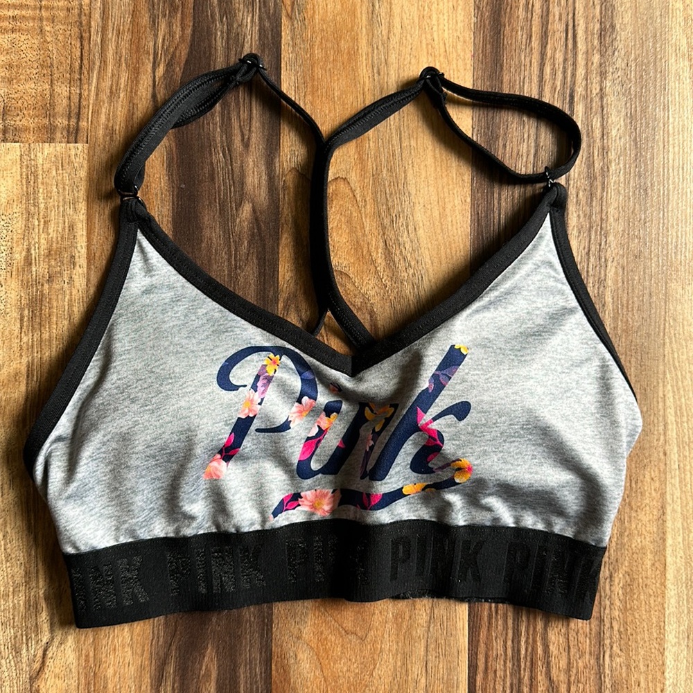 PINK Ultimate Sports Bra Size XS